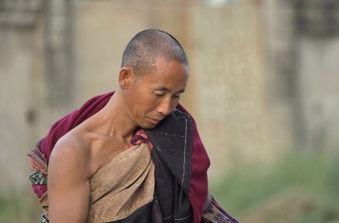 thay minh tue vo thuong thay doi 1